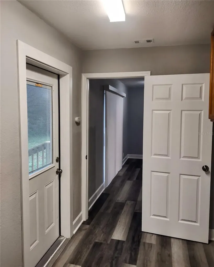810 NW 59th Court Ocala FL 34482