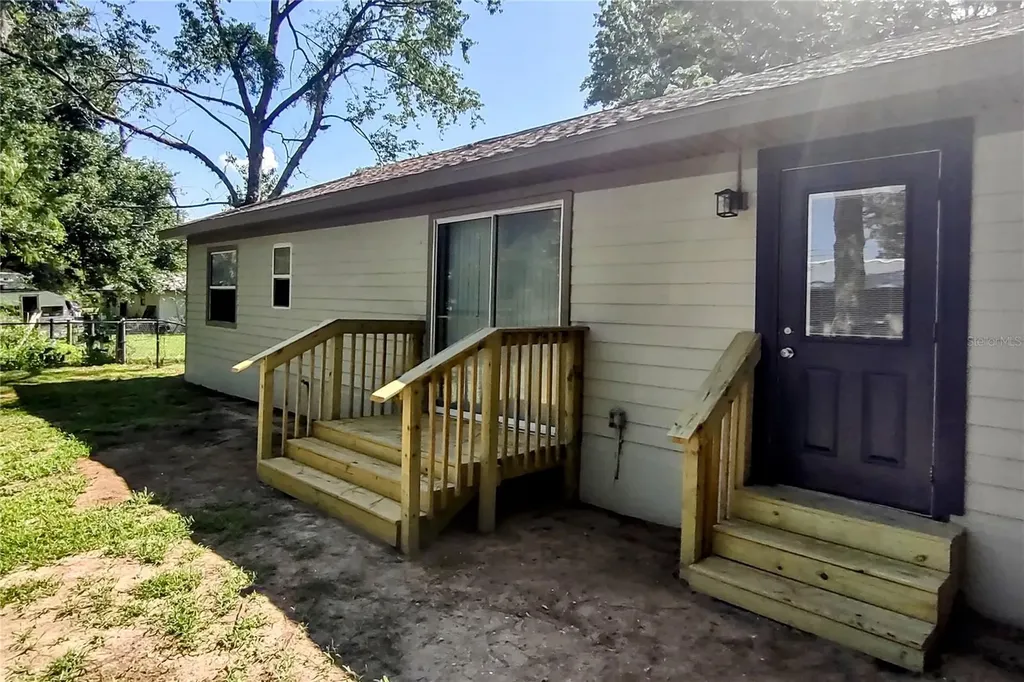 810 NW 59th Court Ocala FL 34482