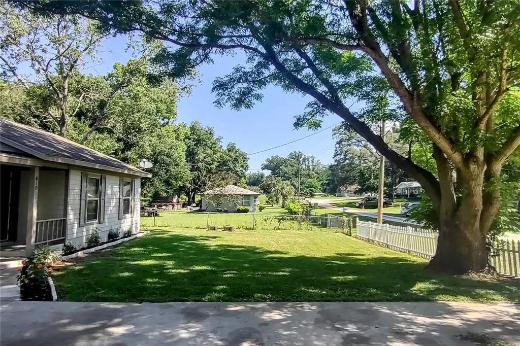 810 NW 59th Court Ocala FL 34482