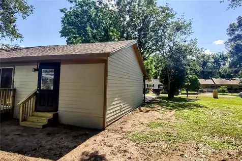 810 NW 59th Court Ocala FL 34482