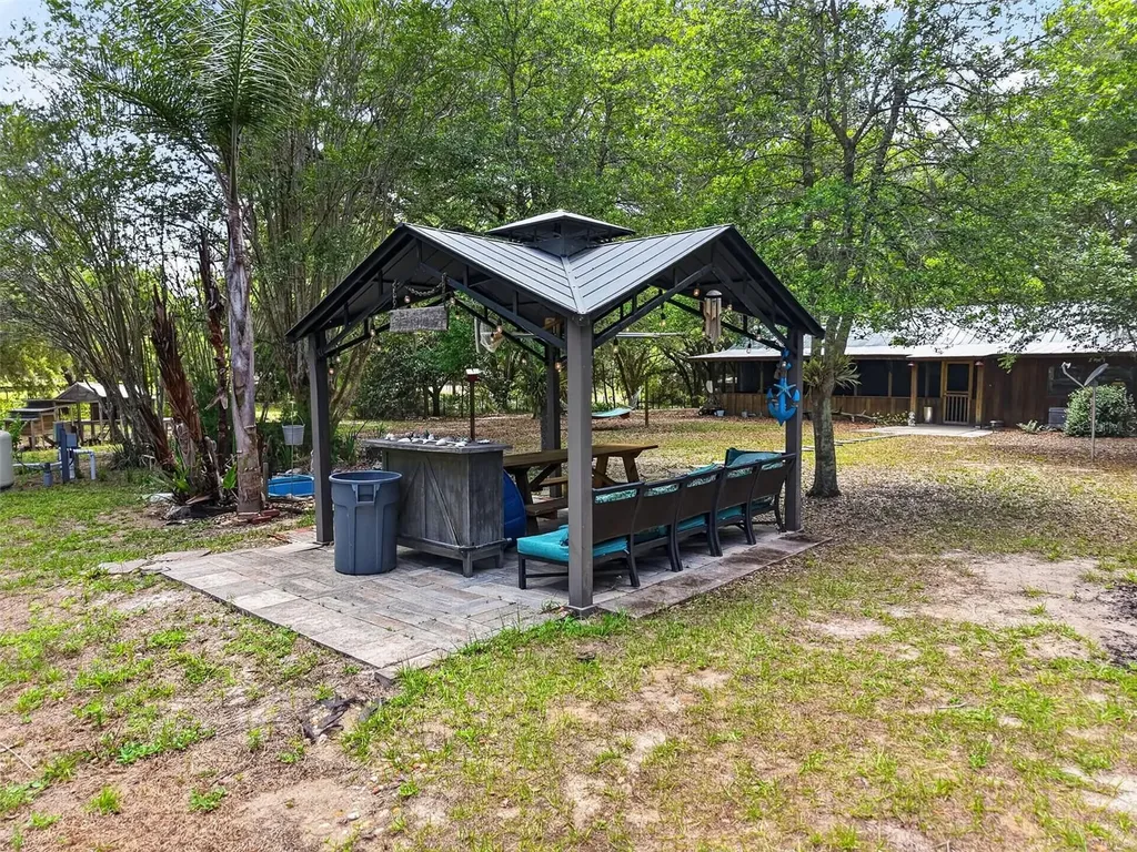40635 Thomas Boat Landing Road Umatilla FL 32784