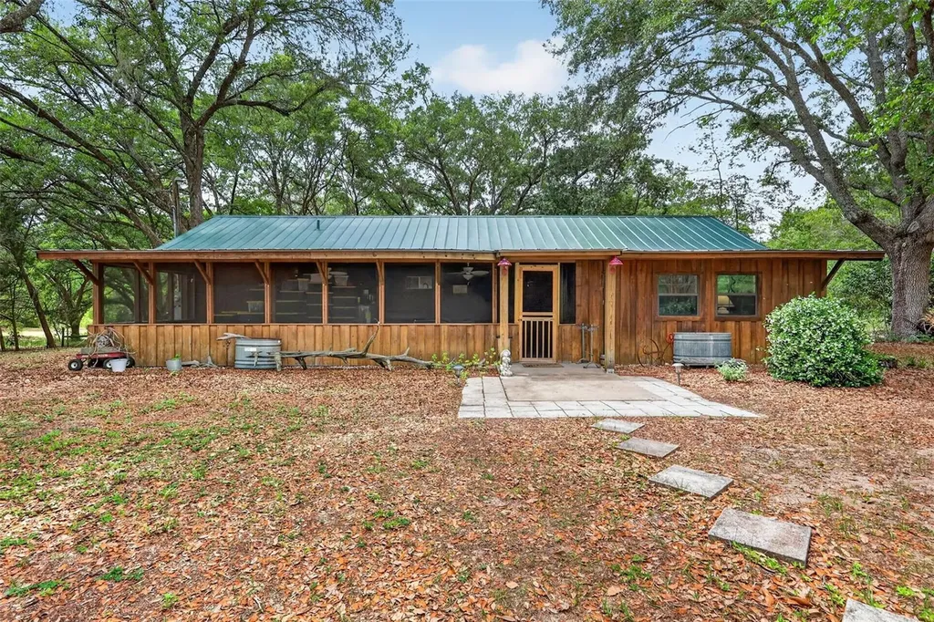 40635 Thomas Boat Landing Road Umatilla FL 32784