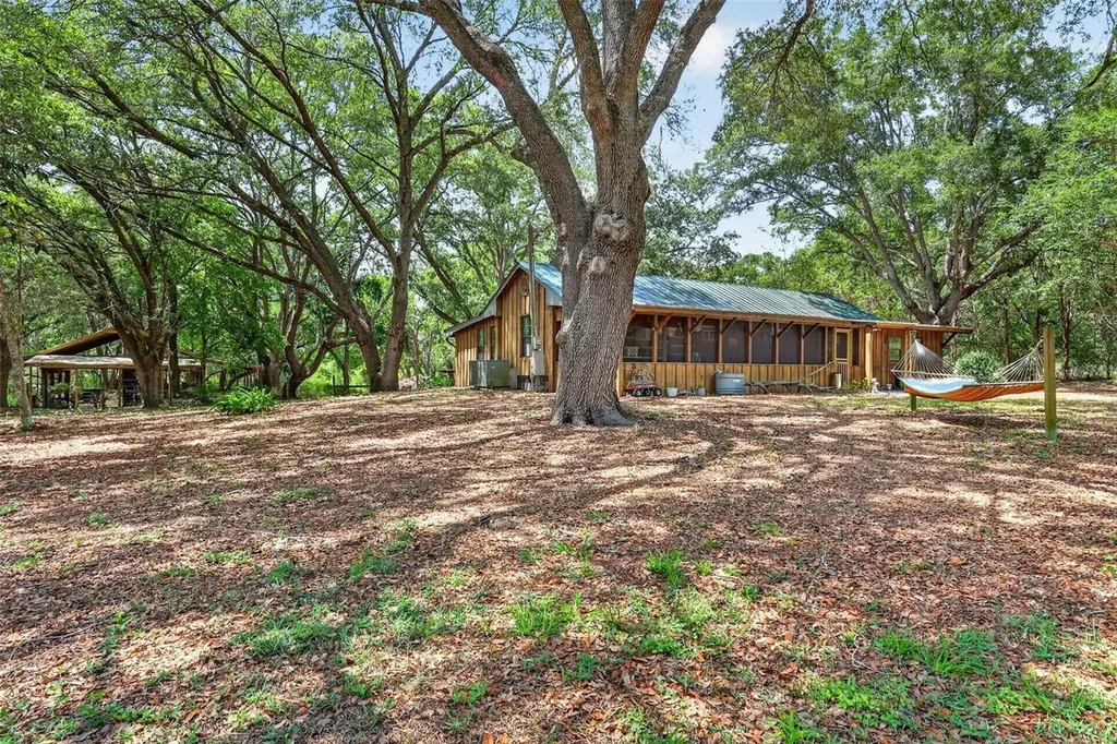 40635 Thomas Boat Landing Road Umatilla FL 32784