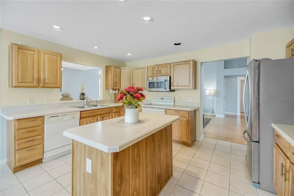 17283 SE 94th Coults Circle The Villages FL 32162