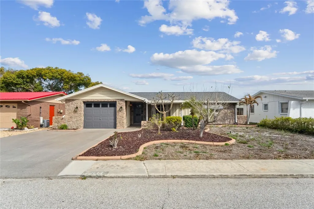 6811 Altavista Street Port Richey FL 34668