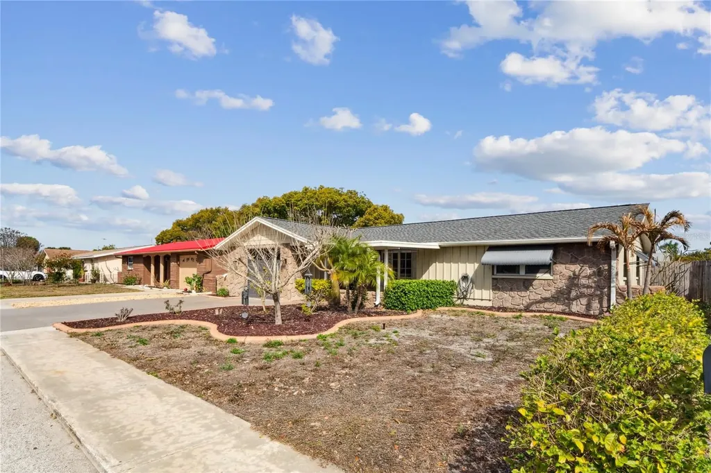 6811 Altavista Street Port Richey FL 34668