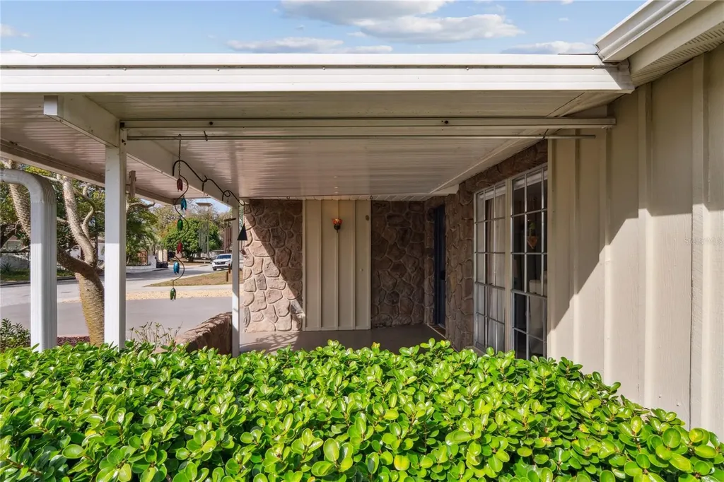 6811 Altavista Street Port Richey FL 34668