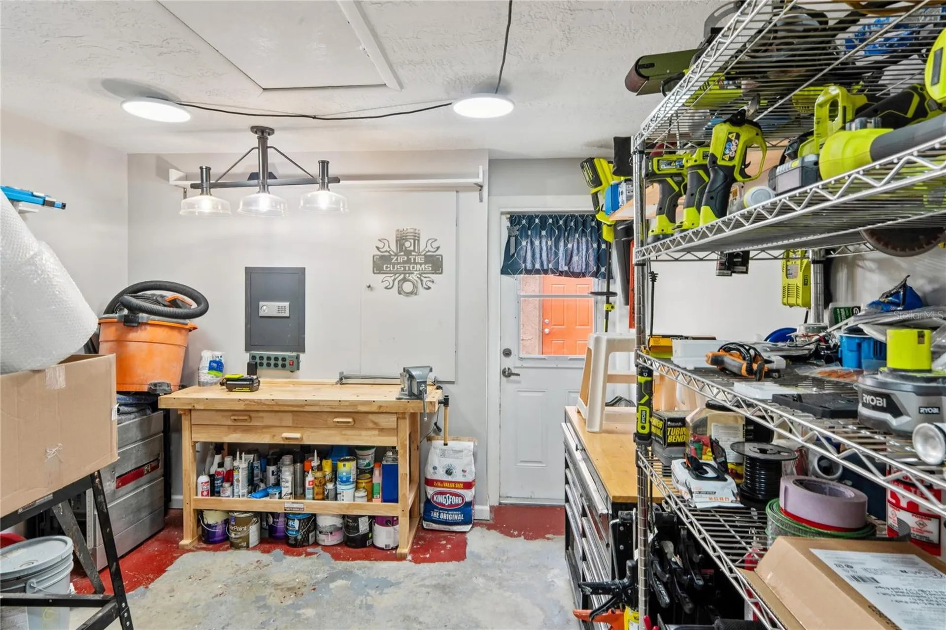 6811 Altavista Street Port Richey FL 34668