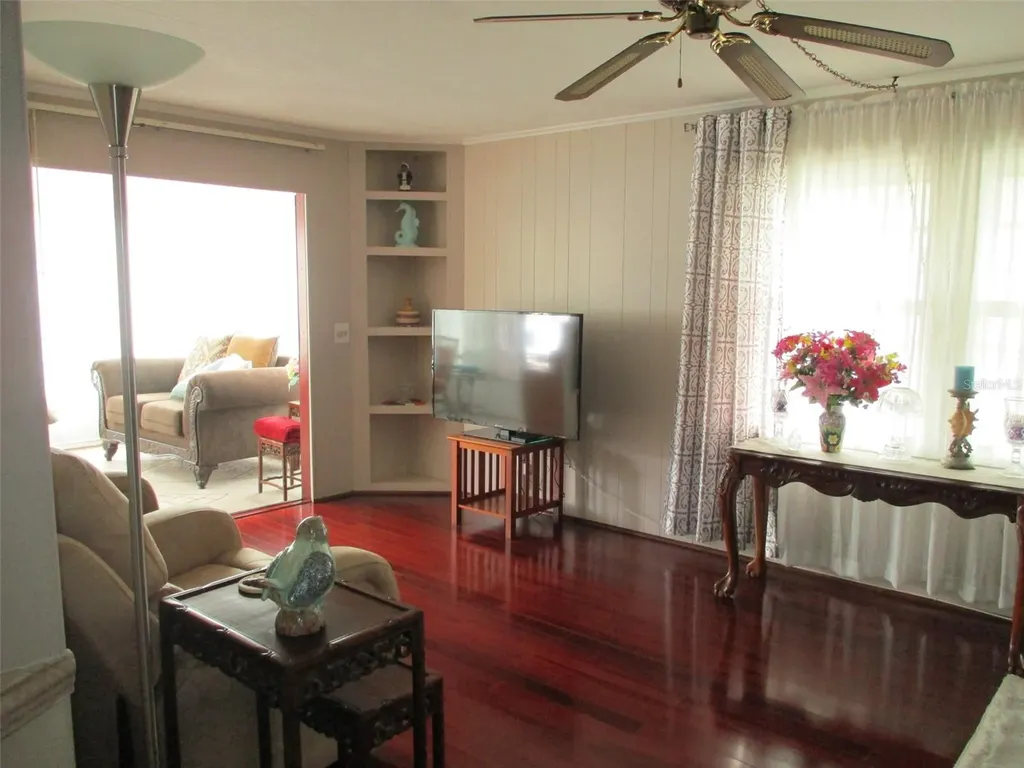 4611 Orange Blossom Drive Zephyrhills FL 33542