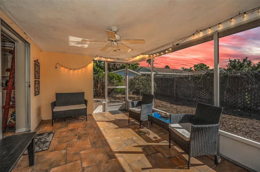 2053 Jefferson Avenue Dunedin FL 34698
