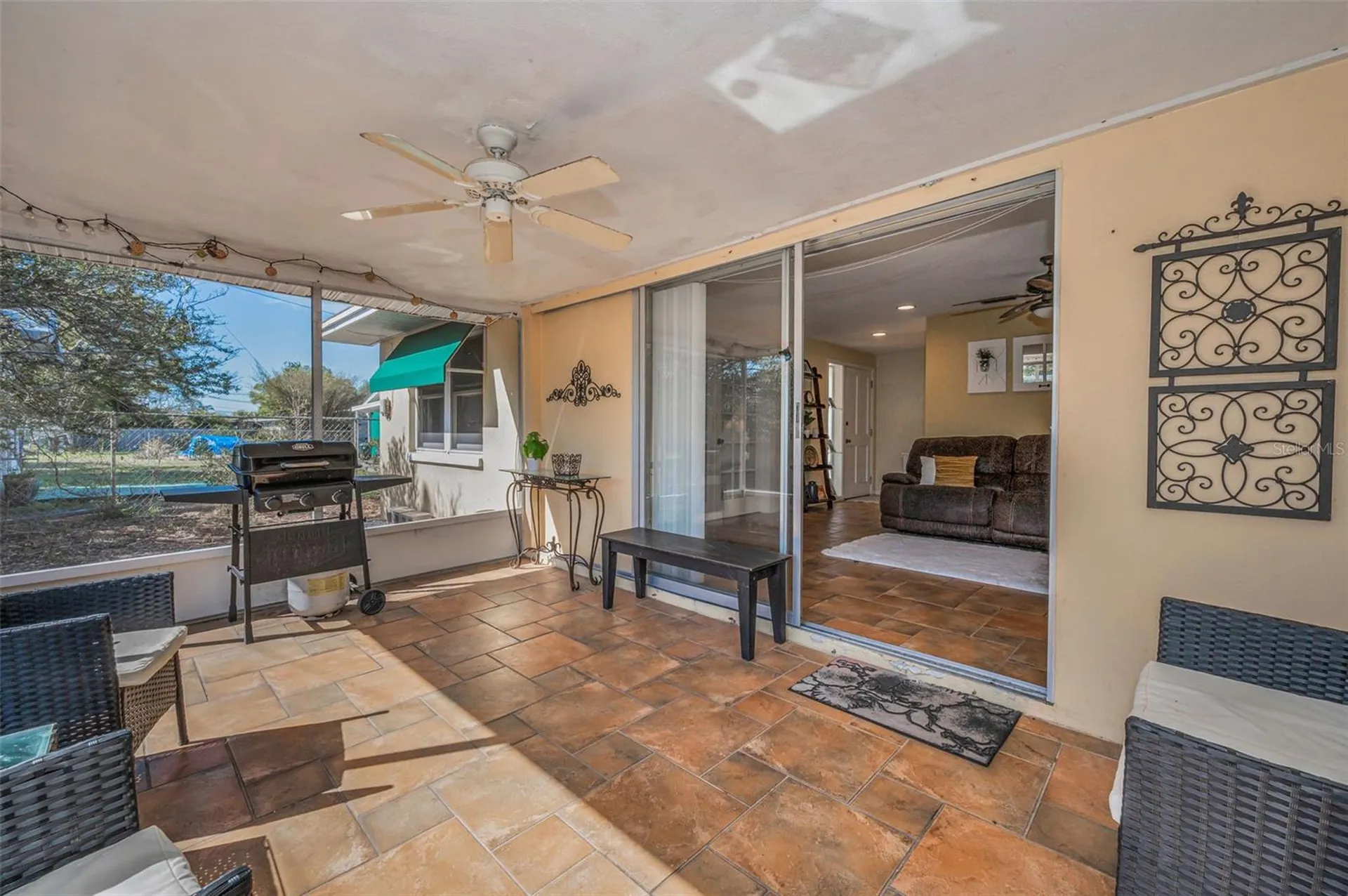 2053 Jefferson Avenue Dunedin FL 34698
