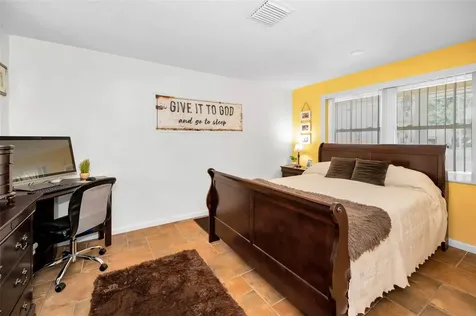 2053 Jefferson Avenue Dunedin FL 34698