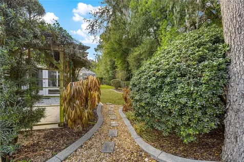 1134 Salido Avenue Lady Lake FL 32159