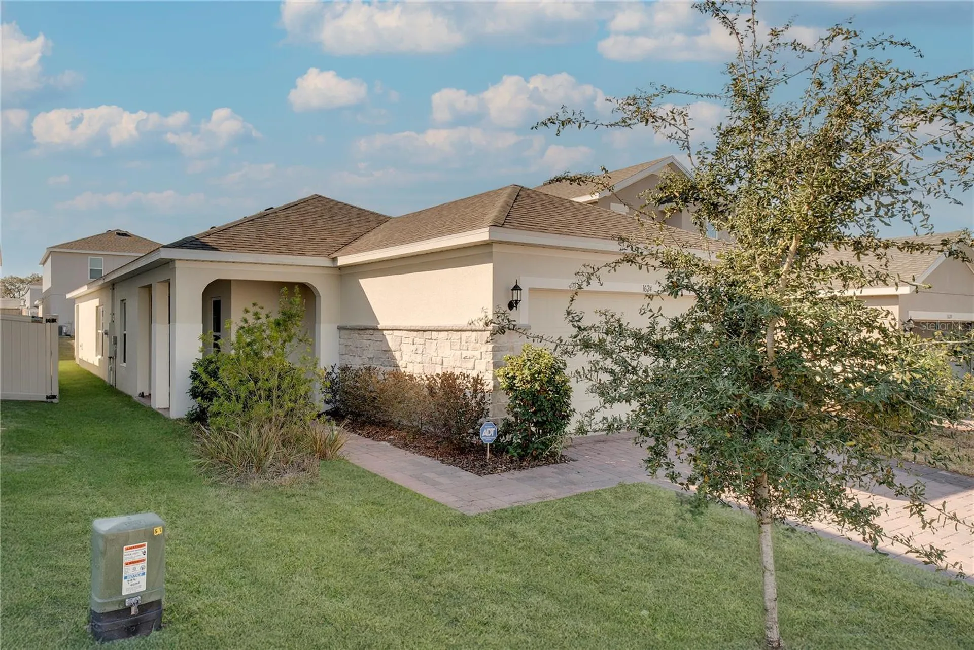 1624 Swan Swim Davenport FL 33837