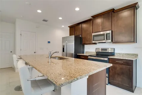 1624 Swan Swim Davenport FL 33837