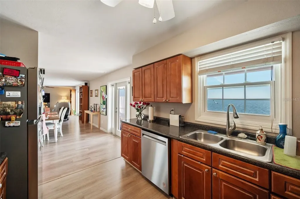 4842 Coquina Key Drive SE St Petersburg FL 33705