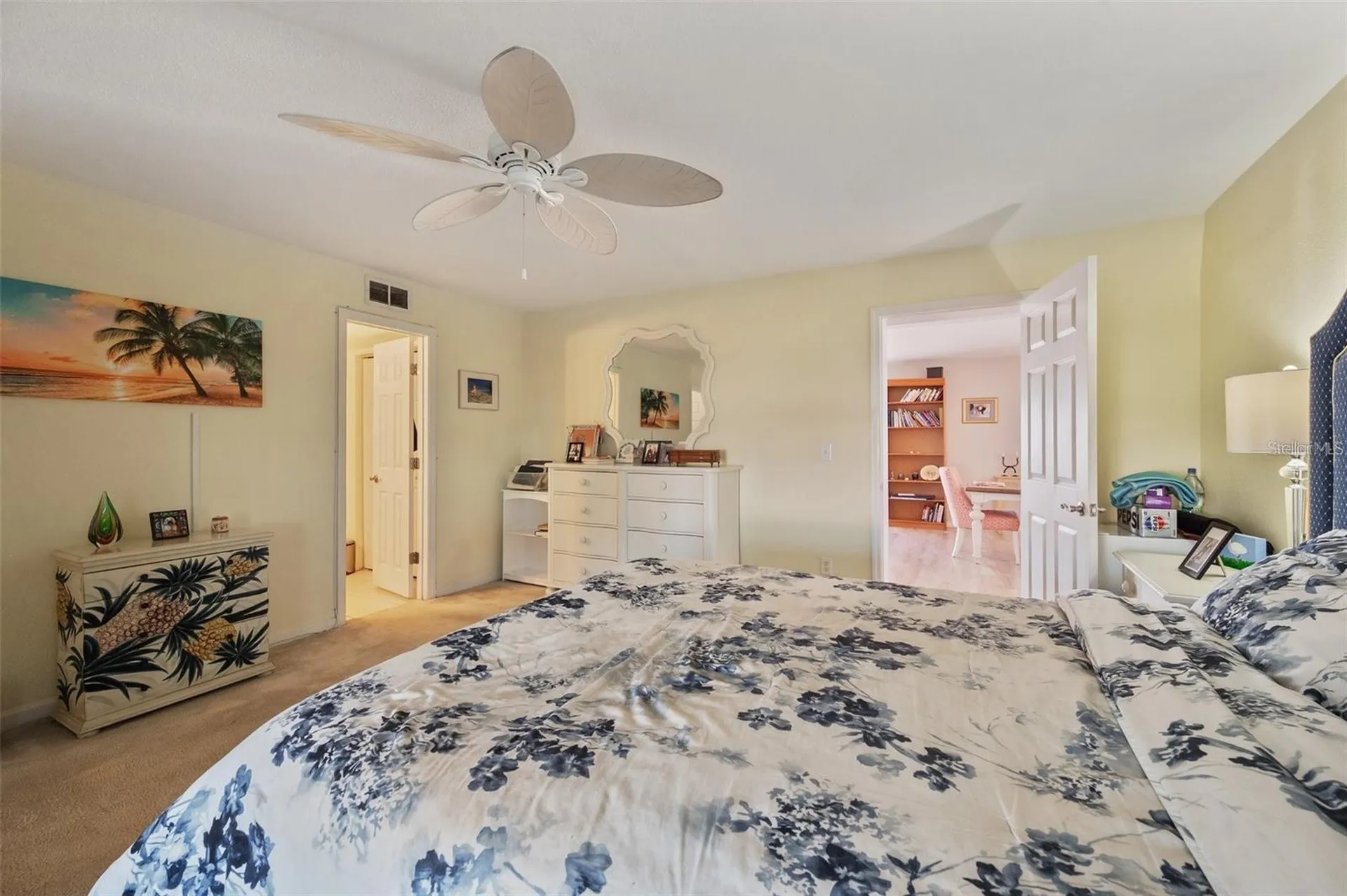 4842 Coquina Key Drive SE St Petersburg FL 33705