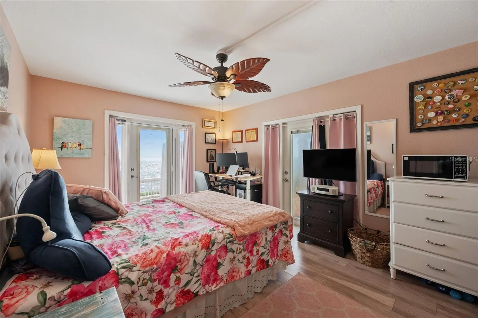 4842 Coquina Key Drive SE St Petersburg FL 33705