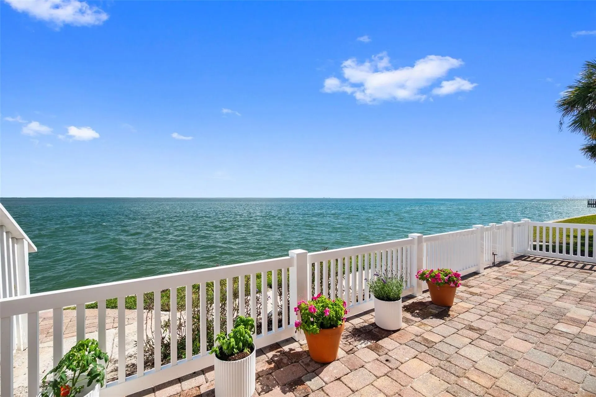 4842 Coquina Key Drive SE St Petersburg FL 33705