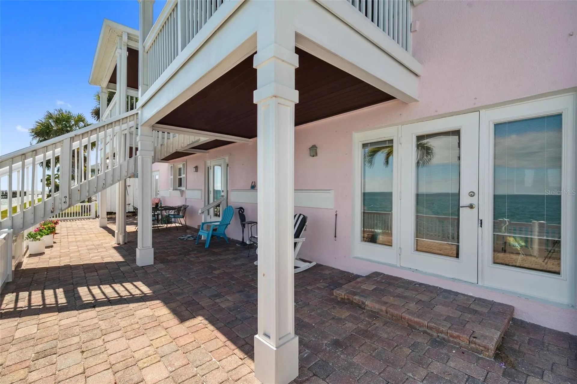 4842 Coquina Key Drive SE St Petersburg FL 33705
