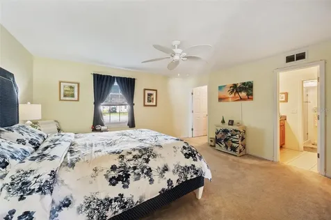 4842 Coquina Key Drive SE St Petersburg FL 33705