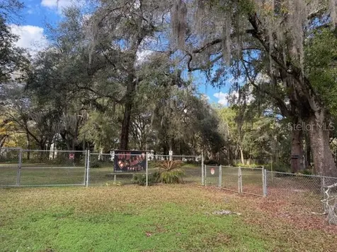 6419 SE 215th Street Hawthorne FL 32640