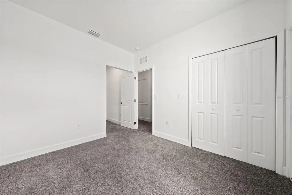 462 Lake Shore Parkway Davenport FL 33896
