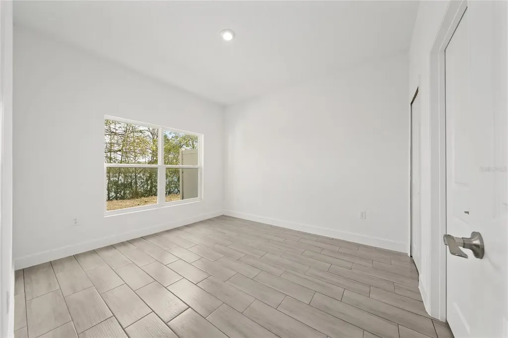 462 Lake Shore Parkway Davenport FL 33896