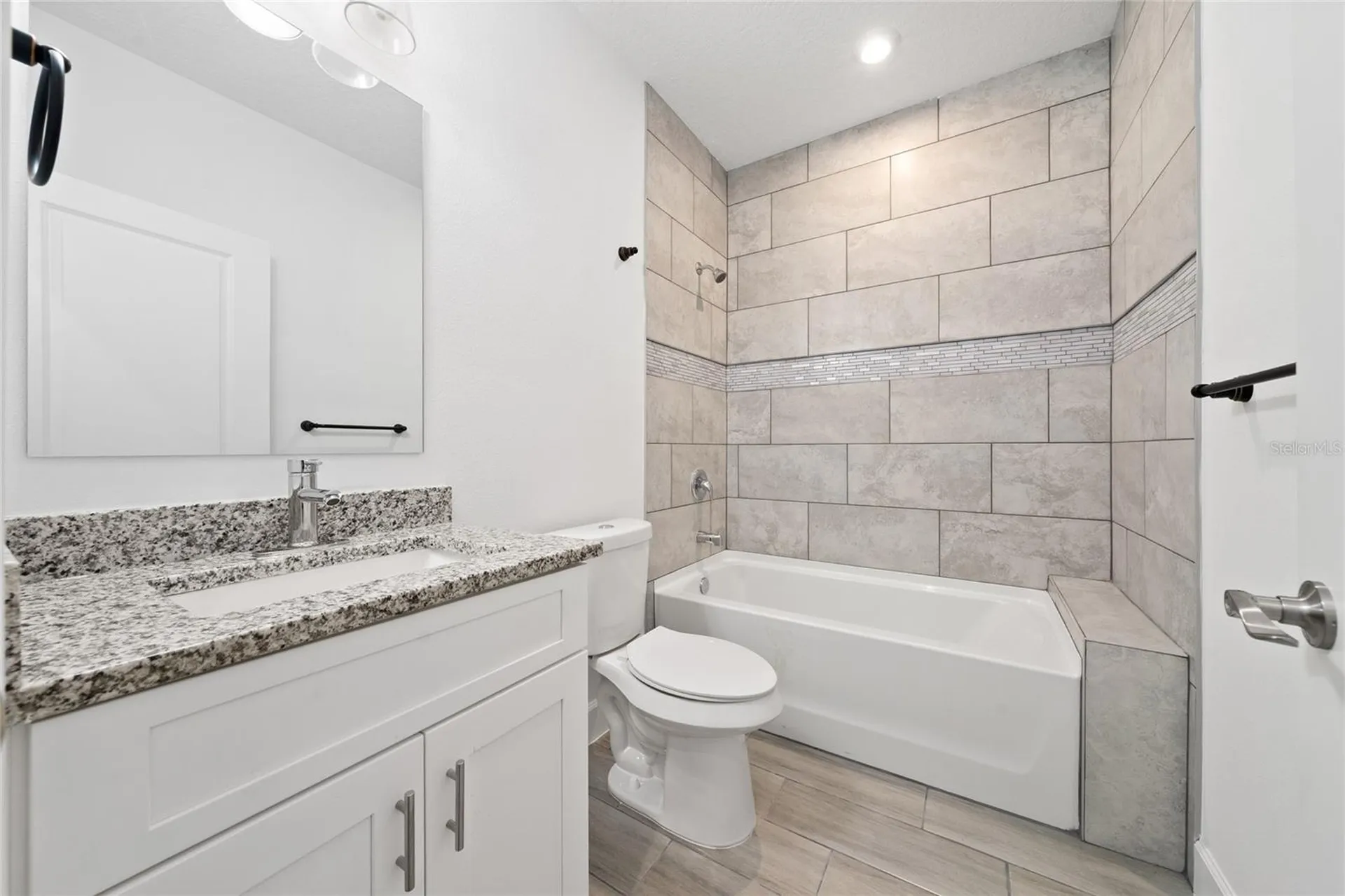 462 Lake Shore Parkway Davenport FL 33896