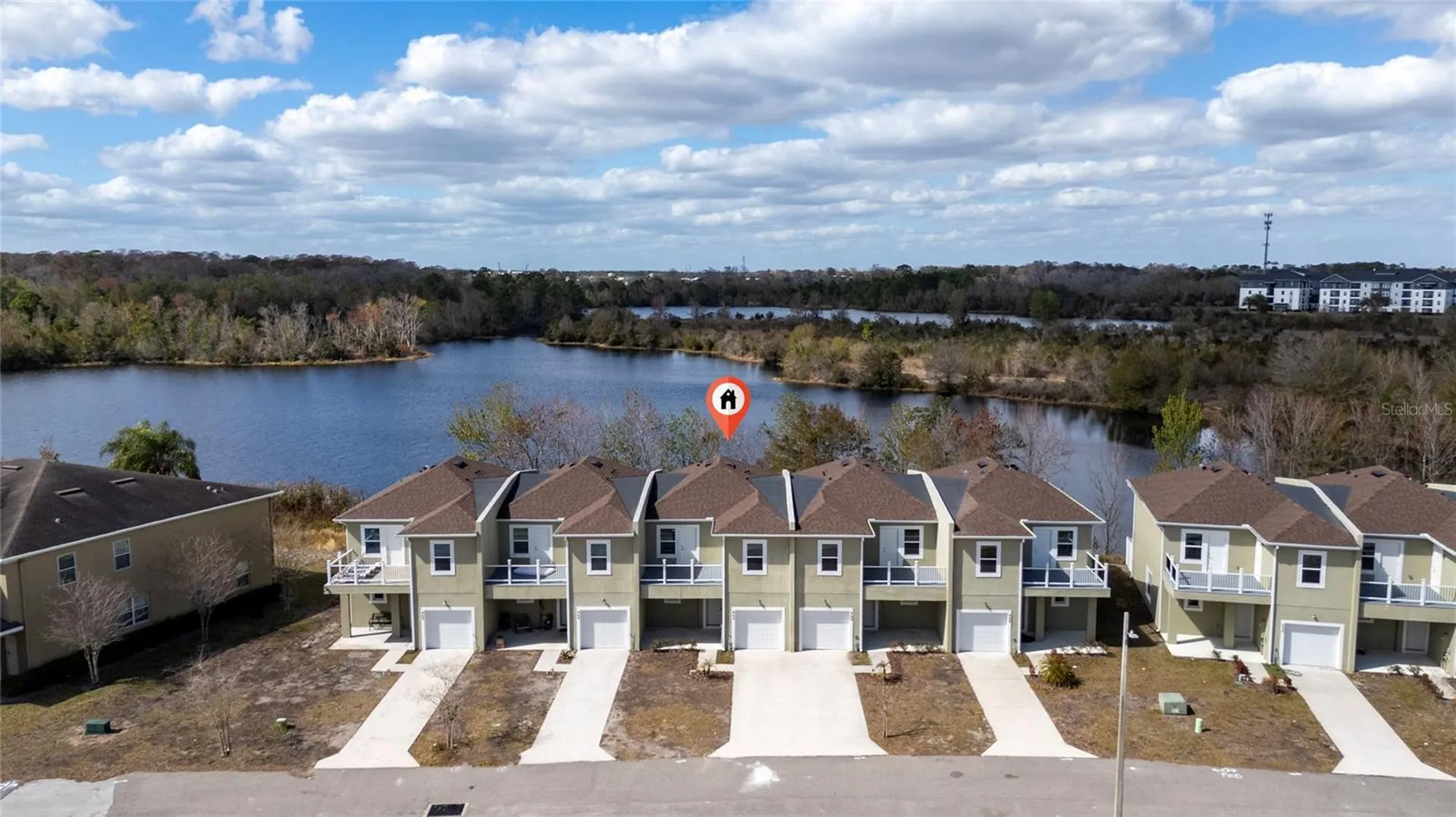 462 Lake Shore Parkway Davenport FL 33896