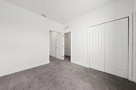 462 Lake Shore Parkway Davenport FL 33896