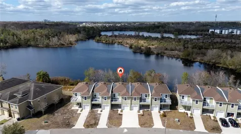 462 Lake Shore Parkway Davenport FL 33896