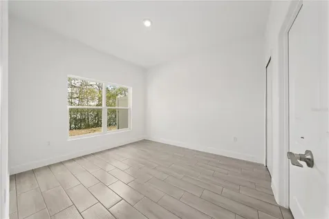 462 Lake Shore Parkway Davenport FL 33896