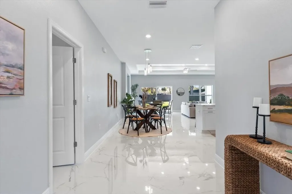 6605 24th Avenue Avenue S Tampa FL 33619