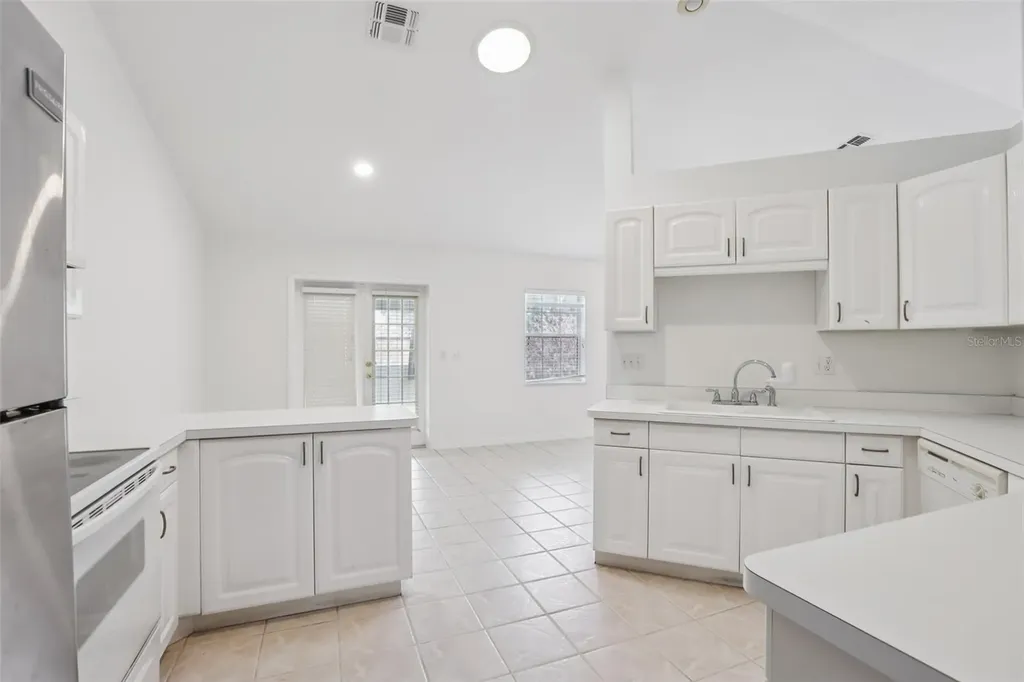 6917 Oakcrest Way Zephyrhills FL 33542