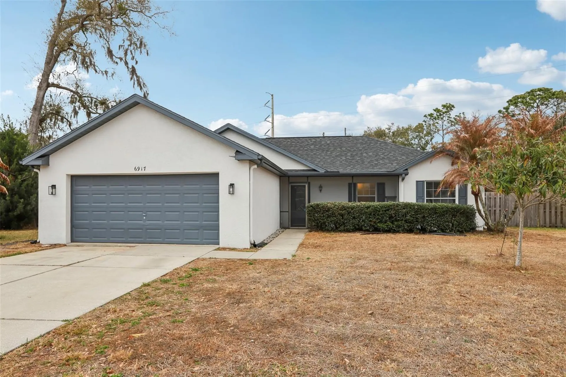 6917 Oakcrest Way Zephyrhills FL 33542