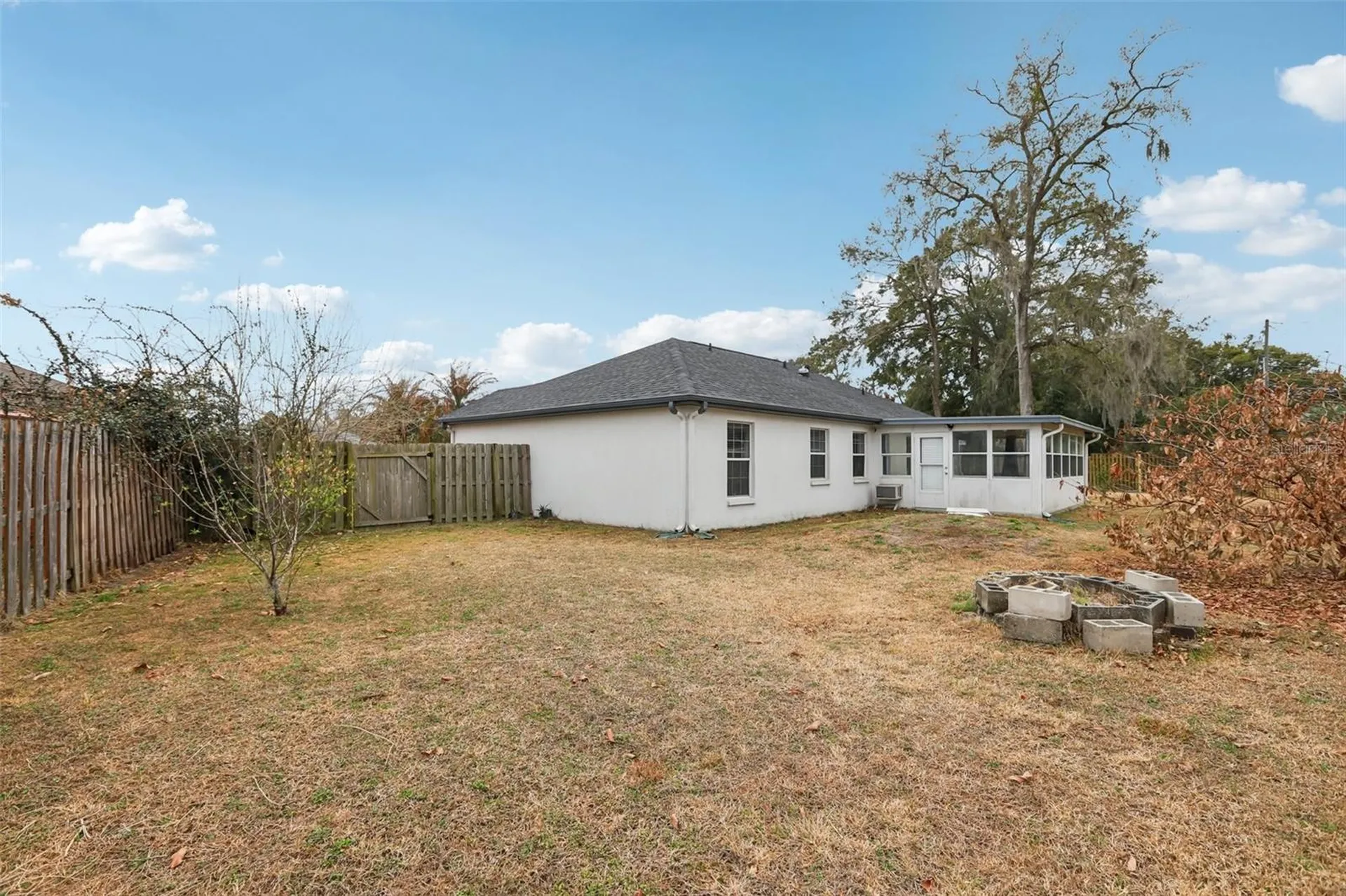 6917 Oakcrest Way Zephyrhills FL 33542