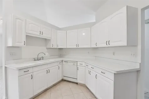 6917 Oakcrest Way Zephyrhills FL 33542