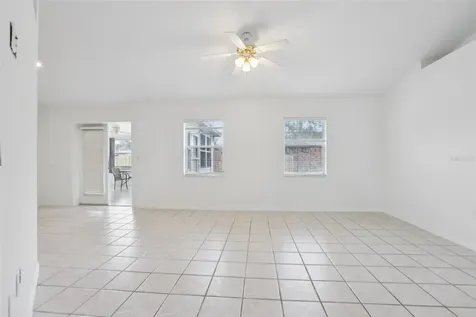 6917 Oakcrest Way Zephyrhills FL 33542