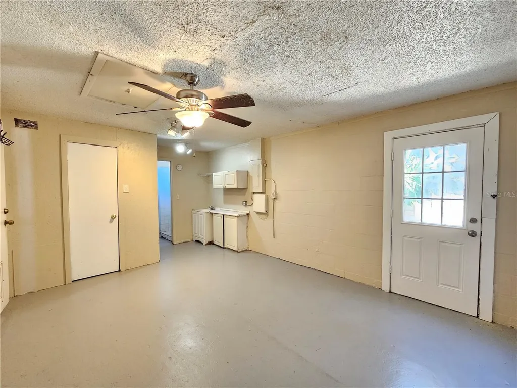 6324 Lomand Avenue New Port Richey FL 34653