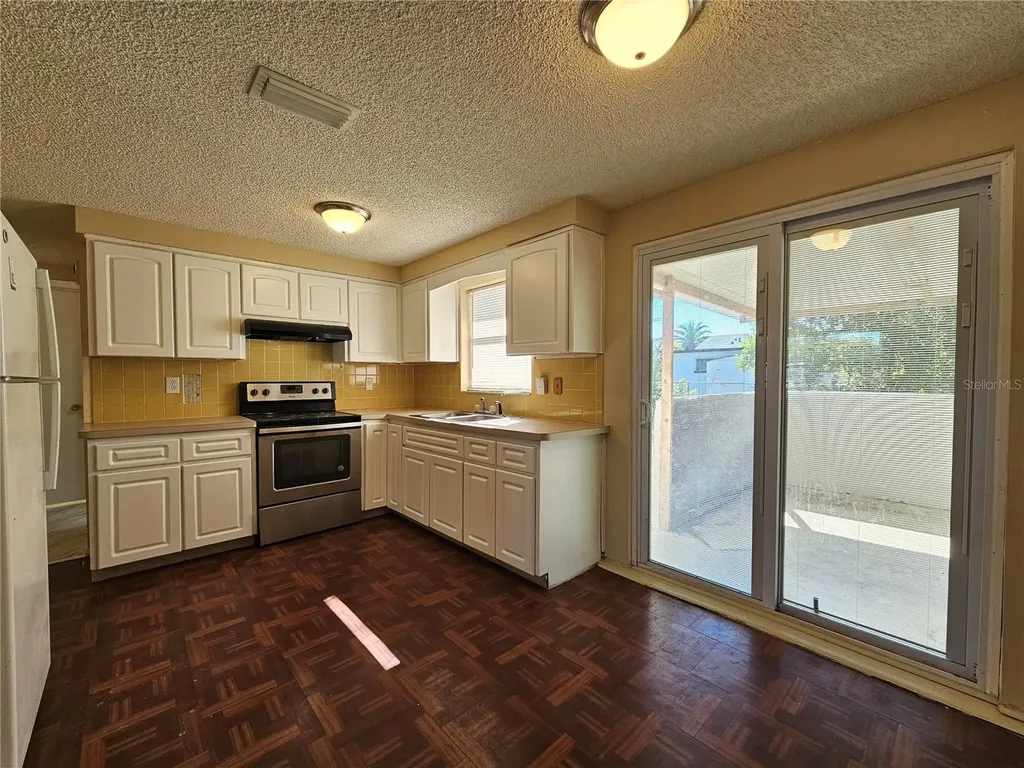 6324 Lomand Avenue New Port Richey FL 34653