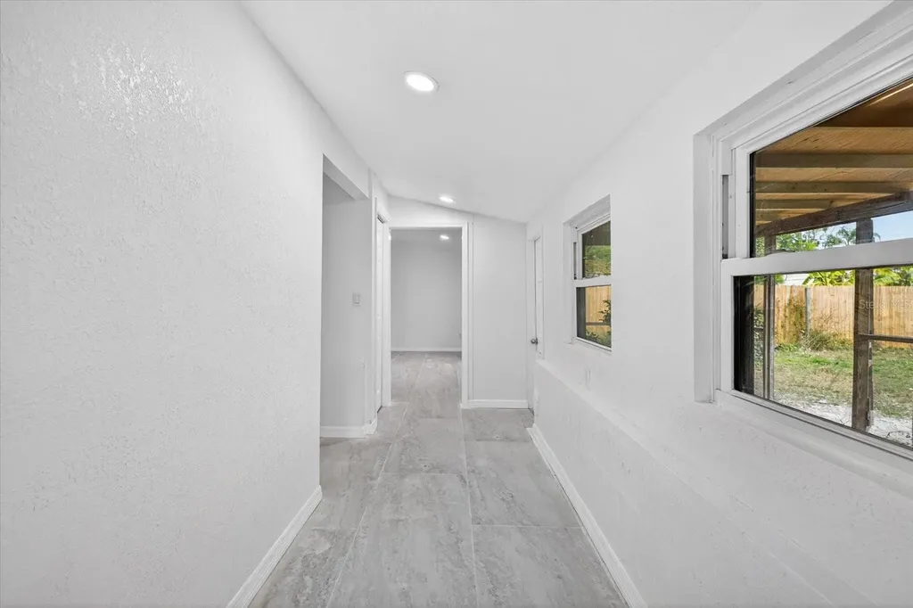 5801 Magnolia Street N St Petersburg FL 33703