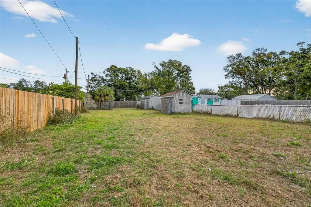 5801 Magnolia Street N St Petersburg FL 33703