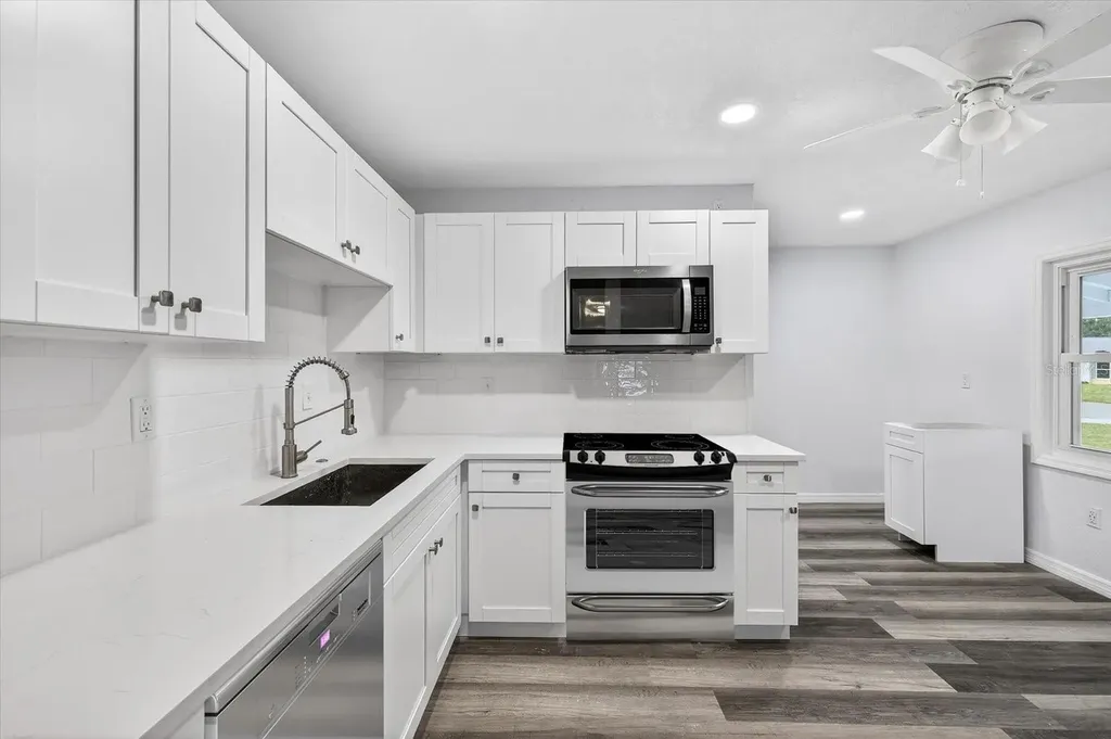 5801 Magnolia Street N St Petersburg FL 33703