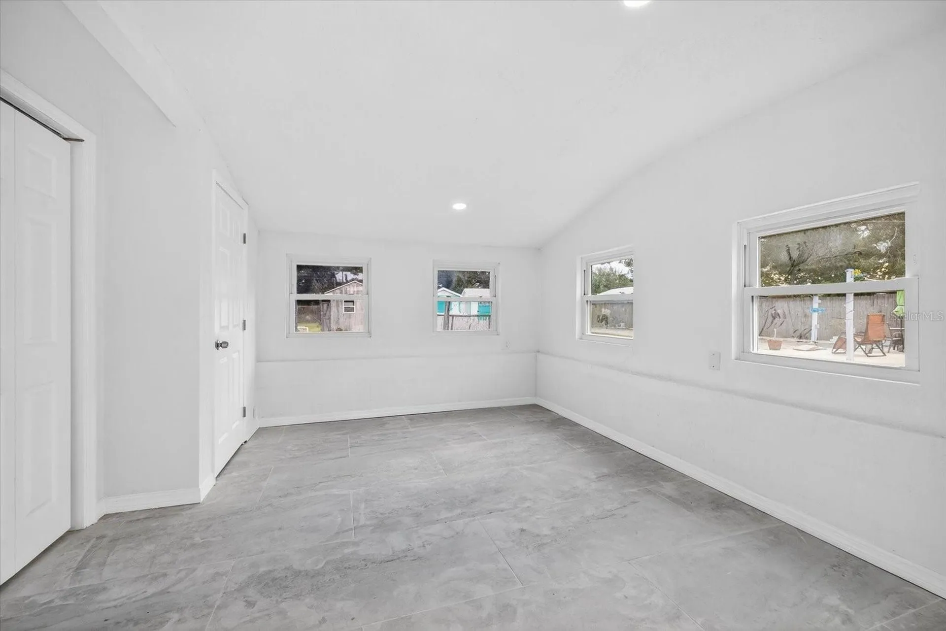5801 Magnolia Street N St Petersburg FL 33703