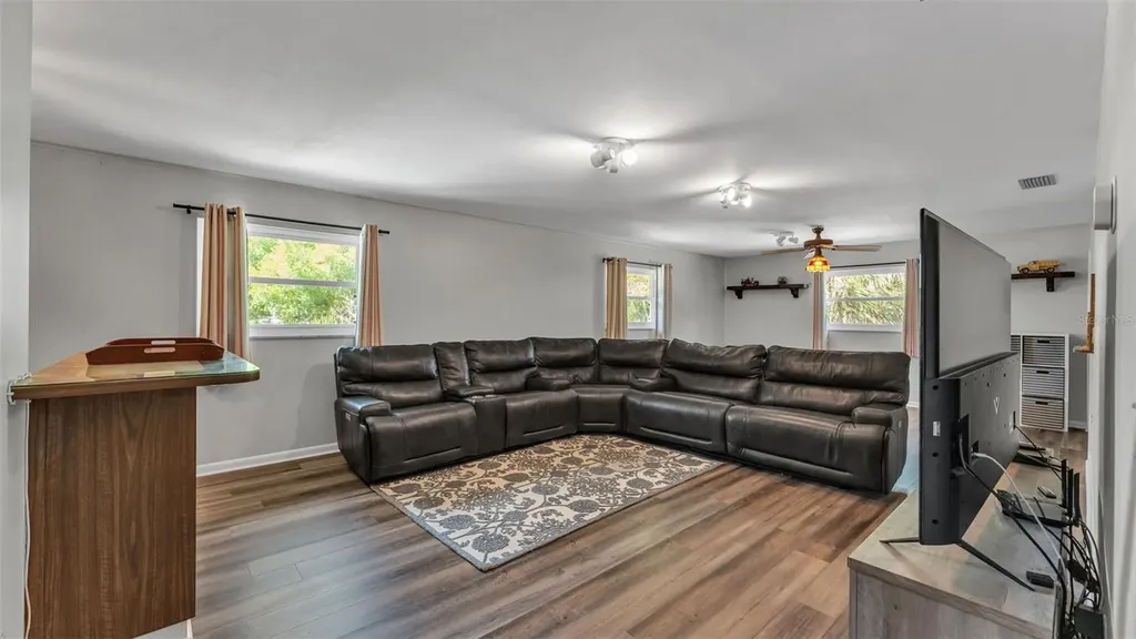 153 Lake Otis Road Winter Haven FL 33884