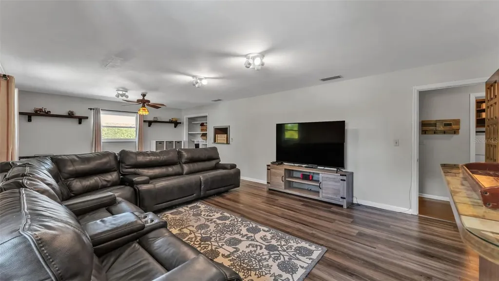 153 Lake Otis Road Winter Haven FL 33884