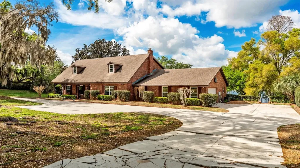 153 Lake Otis Road Winter Haven FL 33884