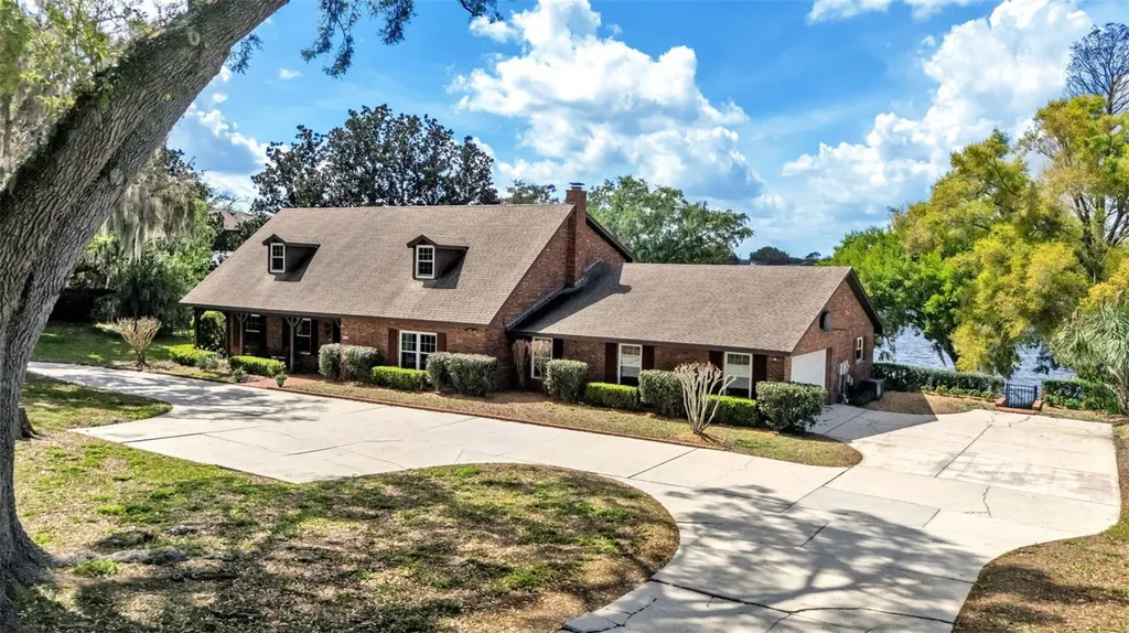 153 Lake Otis Road Winter Haven FL 33884