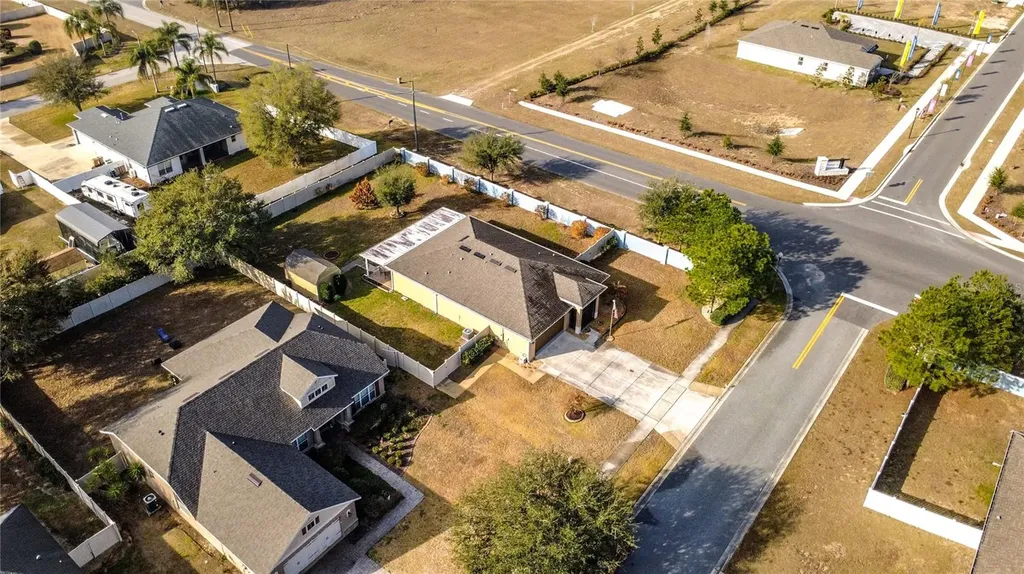 13000 Yale Bluff Drive Grand Island FL 32735
